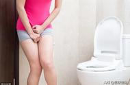 女性早上起来尿尿的危害（若发现3大异常）