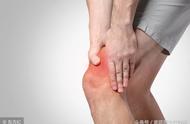 膝关节突然出现酸痛是怎么回事（离不开这5大诱因）