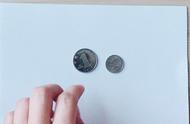 用硬币画长颈鹿简单又漂亮（手账简笔画-教你用硬币交换法描绘出无比欢快的小动物们~）