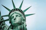 为什么自由女神像矗立在纽约（自由女神像如何在纽约站稳脚跟）