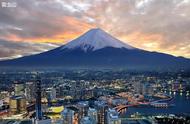 富士山预计什么时候喷发（2023年日本富士山火山爆发的风险分析）