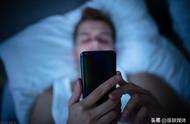 如何在睡前不玩手机（做好这2件事）