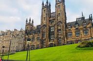 爱丁堡大学留学本科流程及费用（高端留学免语言直录QS排名第15的爱大）